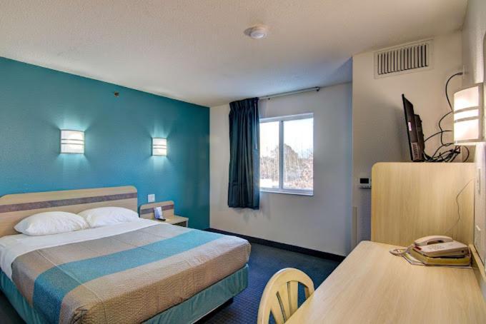 Econo Lodge 메노모니 외부 사진