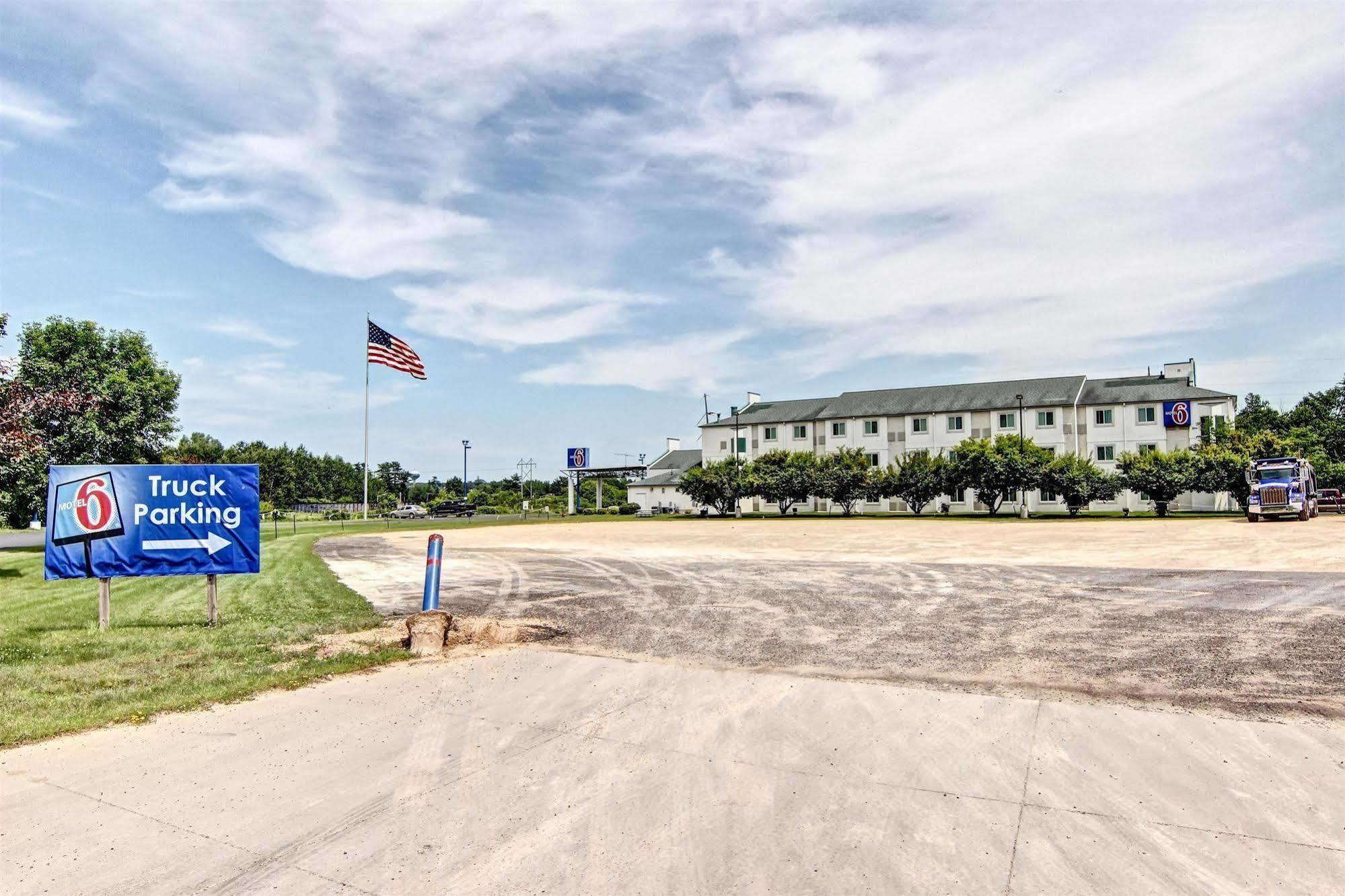Econo Lodge 메노모니 외부 사진