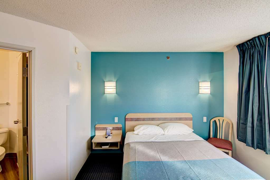 Econo Lodge 메노모니 객실 사진